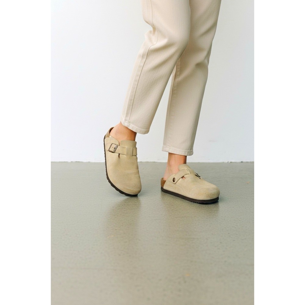 Birkenstock Beige Suede Clog Sandals Women's EU 38 Adjustable Buckle Cork